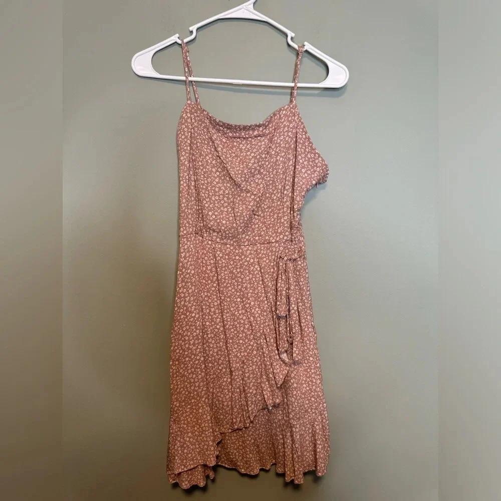 Altar’d State Women’s Mini Dress Pink Floral Print Faux Wrap Size Large